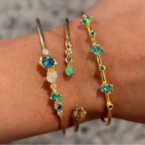 ALEXIS BITTAR Asterales 3 
Gold Green Blue Nanogem Crystal Cuff
Bracelets